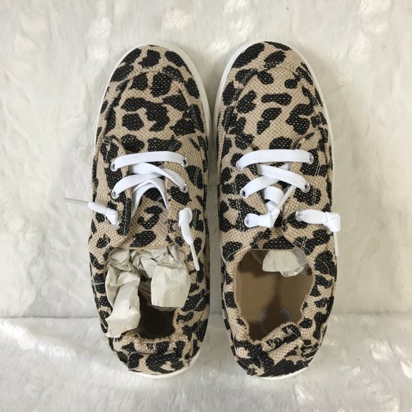 Journee Collection Amelia Animal Print lace Sneakers Leopard Print New - Picture 2 of 9